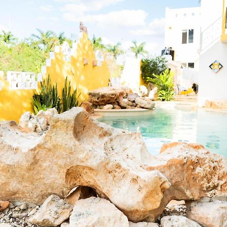 Buenosdias Izamal Bed and Breakfast Exteriör bild
