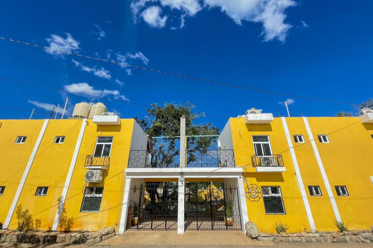 Buenosdias Izamal Bed and Breakfast Exteriör bild