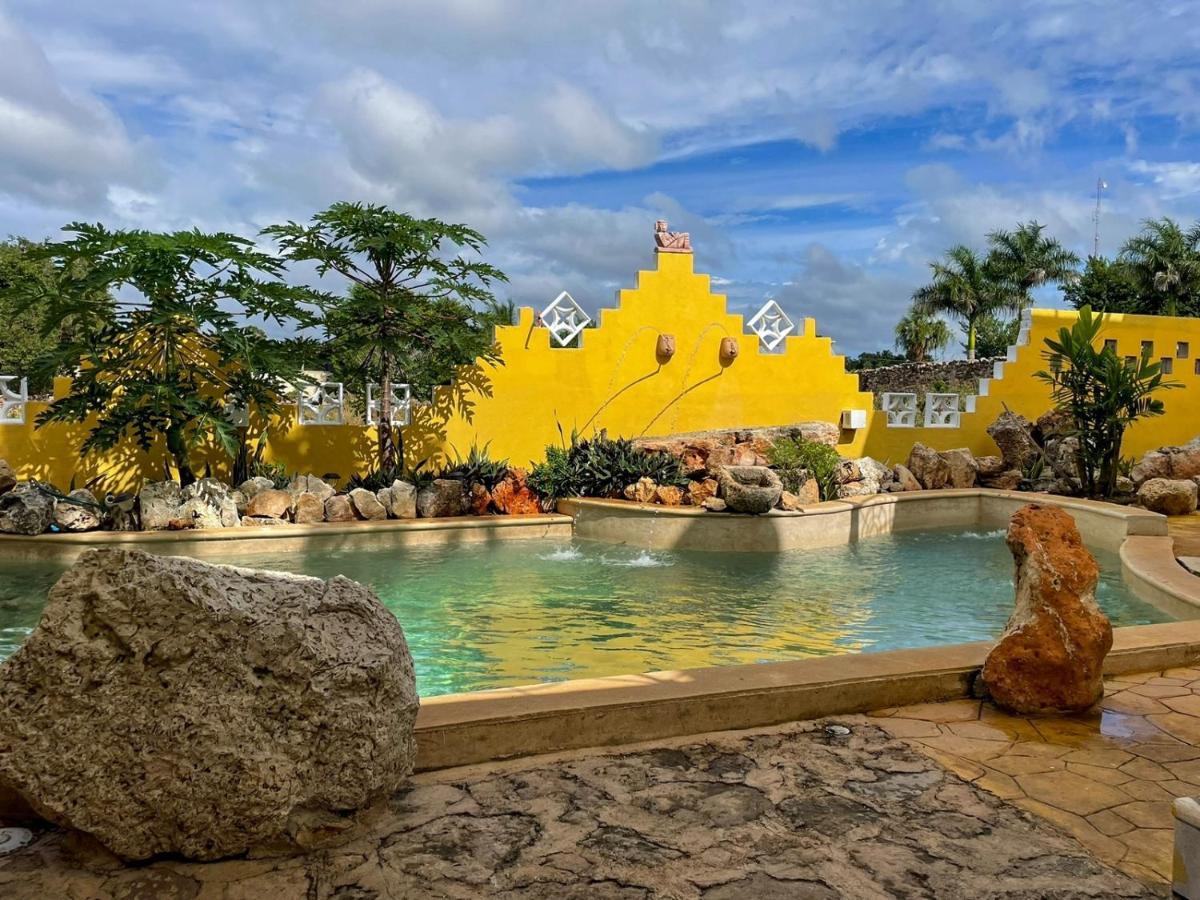 Buenosdias Izamal Bed and Breakfast Exteriör bild