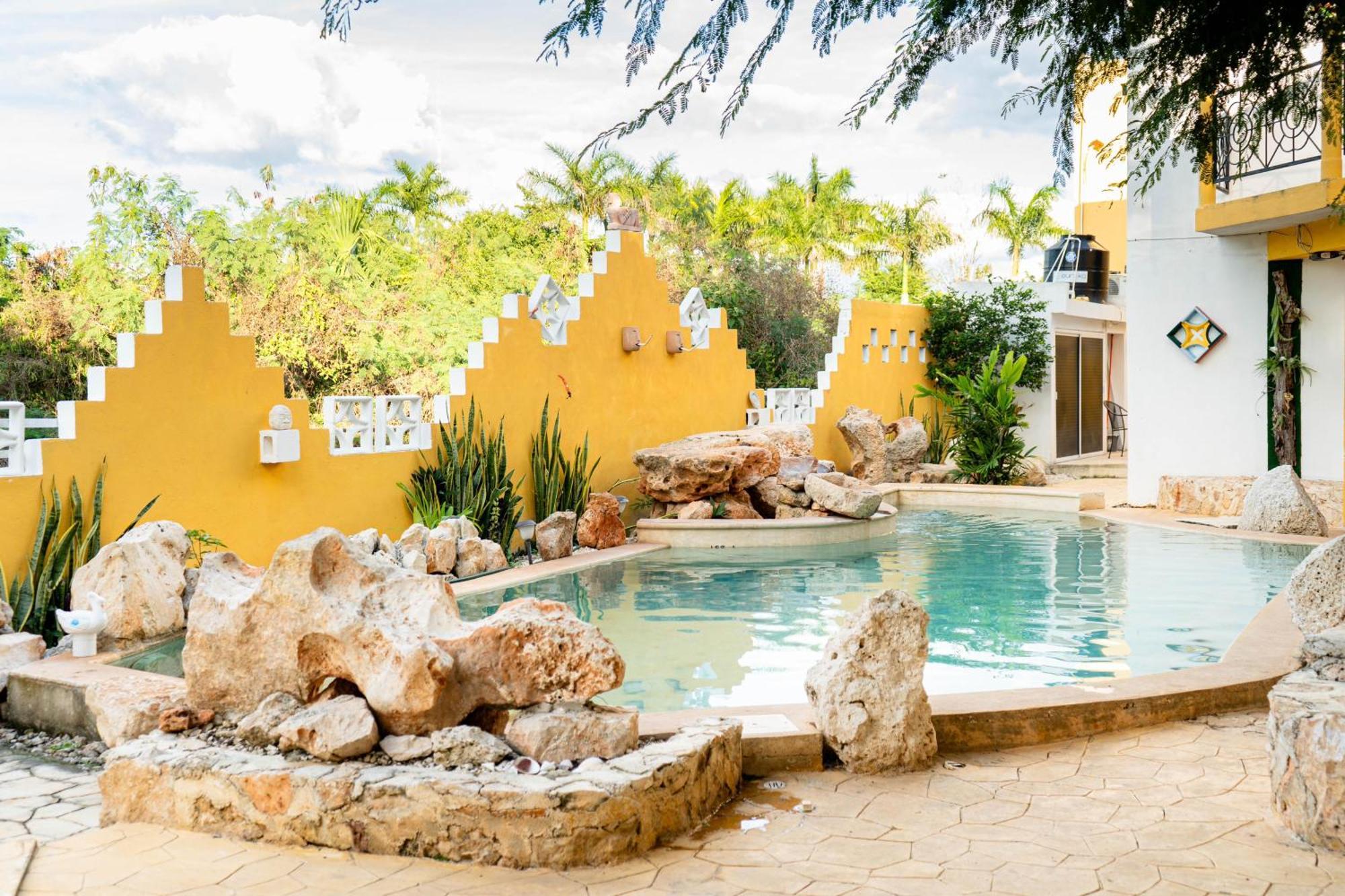 Buenosdias Izamal Bed and Breakfast Exteriör bild
